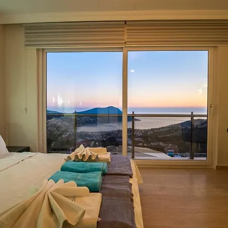 Вилла 5 Star With First Class Amenities Antalya 1044